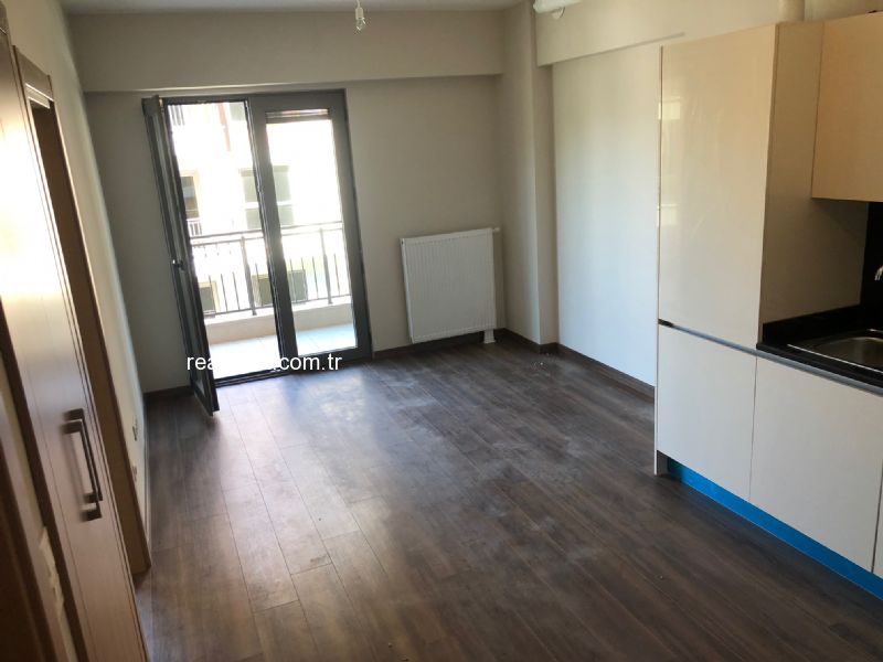 NEF ÇEKMEKÖY SATILIK 1+1 PEYZAJ CEPHE, BALKONLU! - 3031
