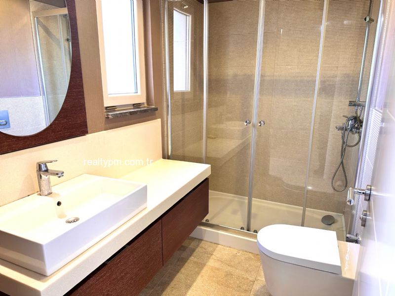 REALTY PM SİNPAŞ KÖYCEĞİZ SATILIK ŞEREFİYELİ BLOK 3,5+1 FULL PEYZAJ MNZR - 3395